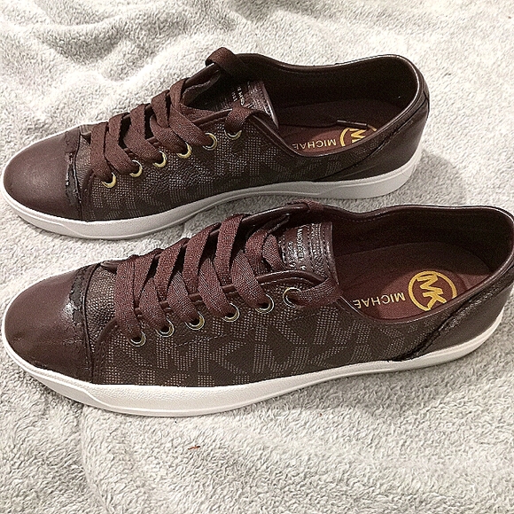 MICHAEL KORS - Picture 1 of 4